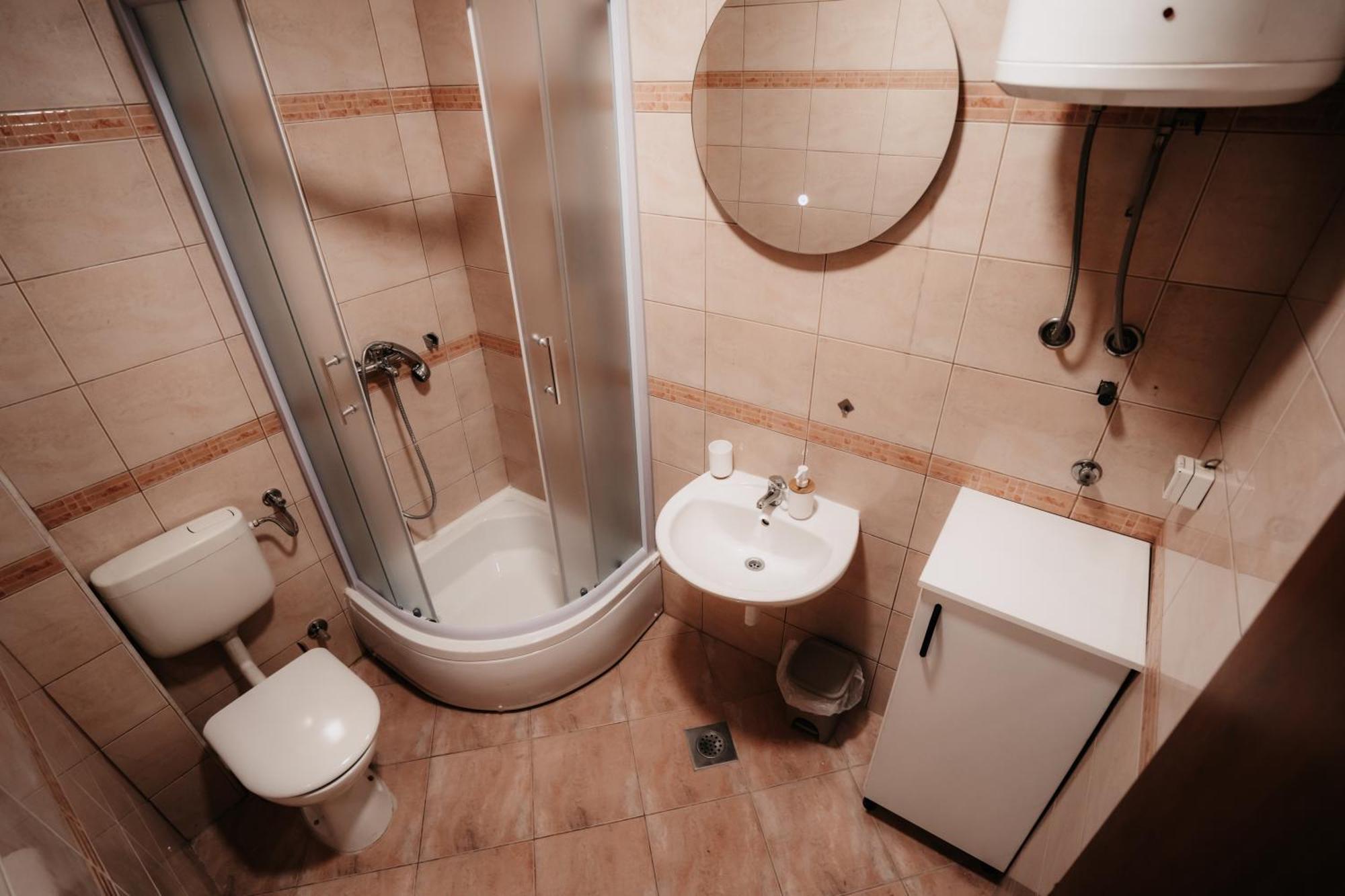 Riverside Apartments Мостар Екстер'єр фото