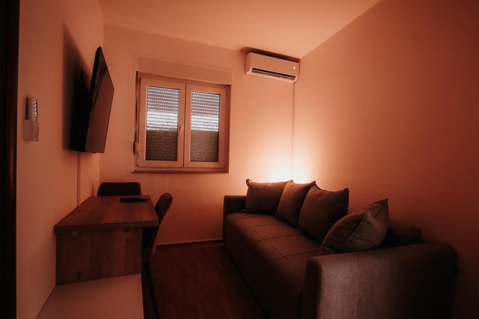 Riverside Apartments Мостар Екстер'єр фото